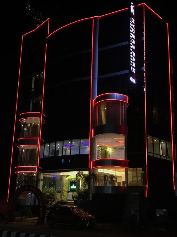 Hyders Park The Business Hotel Thanjavur Eksteriør billede