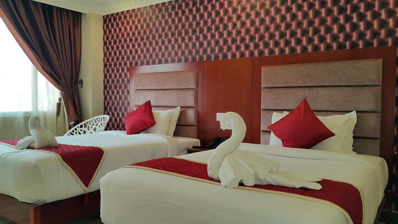 Hyders Park The Business Hotel Thanjavur Eksteriør billede