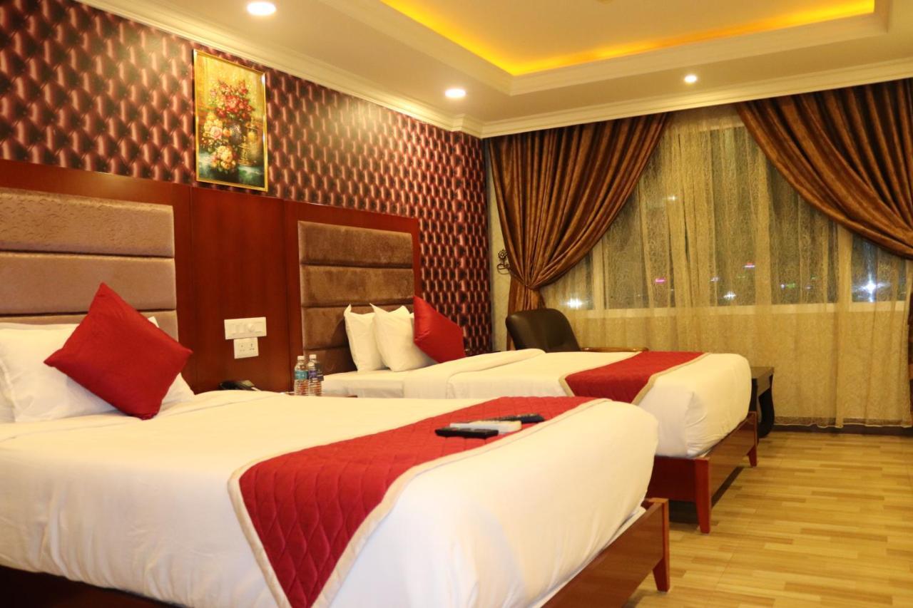 Hyders Park The Business Hotel Thanjavur Eksteriør billede